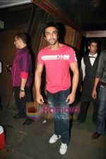 Aashish Chaudhary at Manik Soni_s birthday bash in Kino_s Cottage on 4th March 2010 (3).JPG